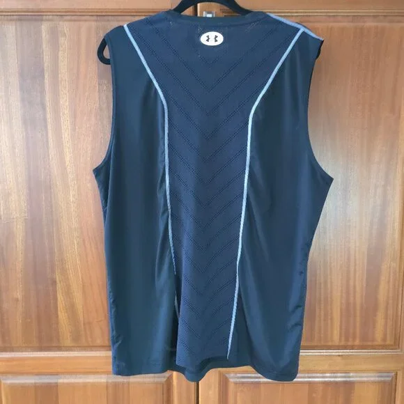 UNDERARMOR bundle US med lg and XL - Picture 9 of 14